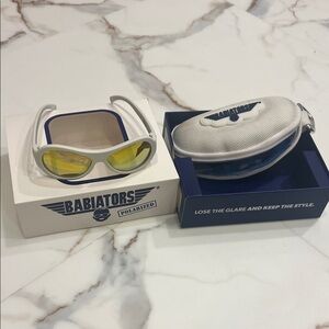Babiators Polarized Age 0-2 NEW Sunglasses with Mirrored Lenses